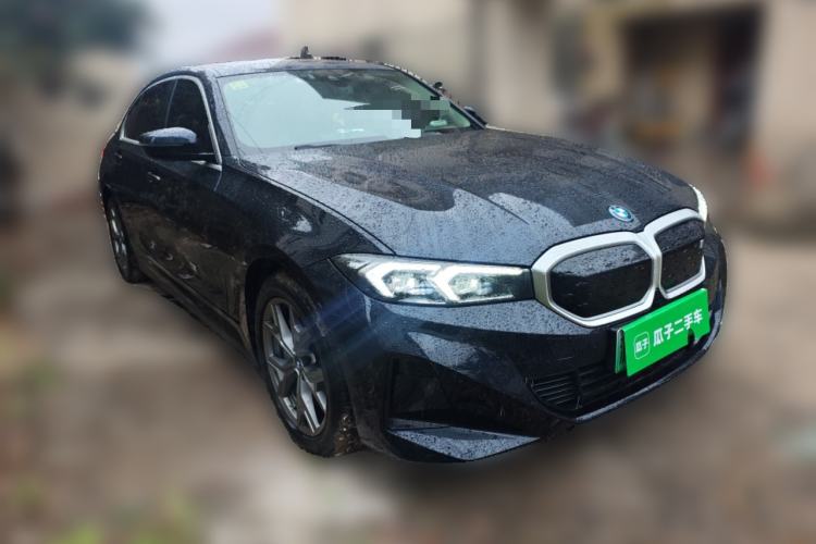 Used BMW i3 2024 eDrive 35 L Front Right 45 Deg