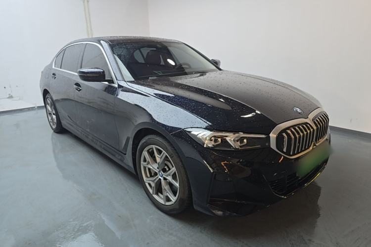 Used BMW i3 2024 eDrive 35 L Front Right 45 Deg