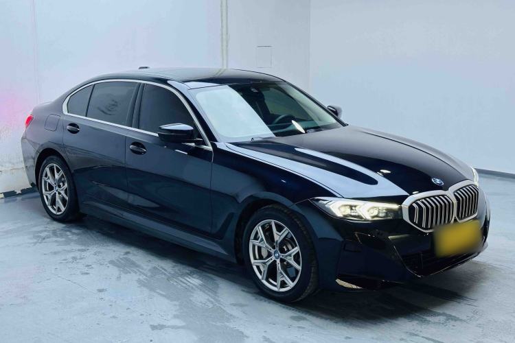 Used BMW i3 2024 eDrive 35 L Front Right 45 Deg