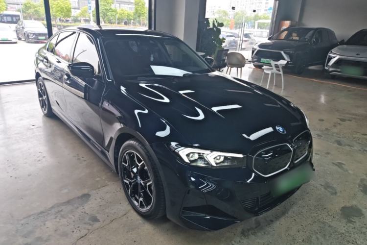 Used BMW i3 2024 eDrive 40 L Midnight Edition Front Right 45 Deg