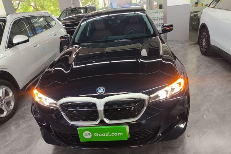 Used BMW i3 2024 eDrive 35 L Front