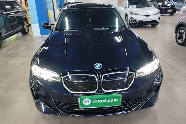 Used BMW i3 2024 eDrive 40 L Midnight Edition Front