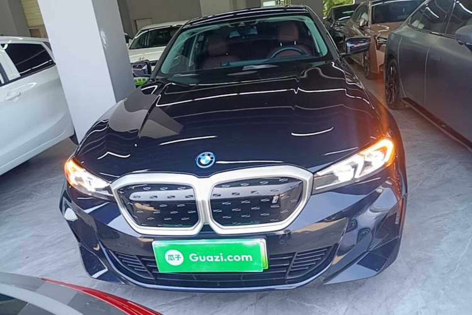 Used BMW i3 2024 eDrive 35 L Front