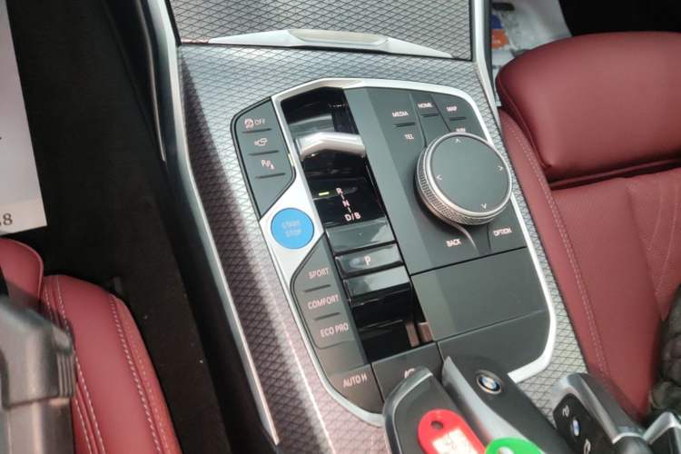 Used BMW i3 2024 eDrive 40 L Midnight Sports Package Gear Lever