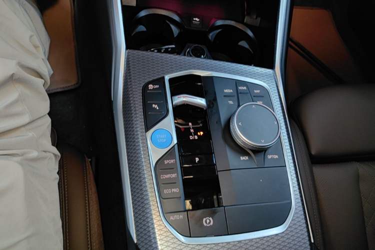 Used BMW i3 2024 eDrive 40 L Midnight Edition Gear Lever