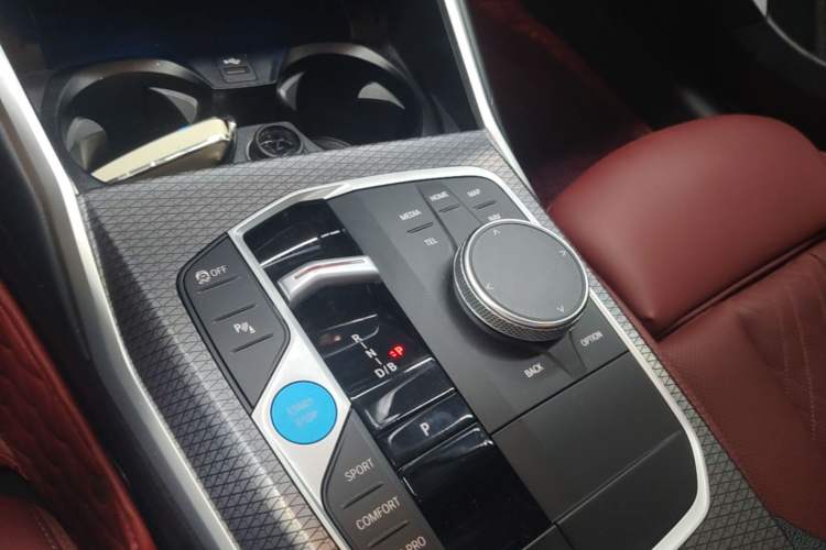 Used BMW i3 2024 eDrive 40 L Midnight Edition Gear Lever