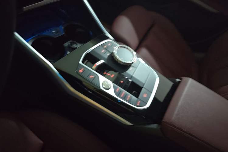 Used BMW i3 2024 eDrive 35 L Gear Lever