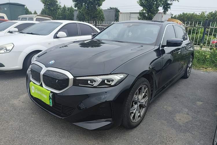 BMW i3 2024 eDrive 35 L