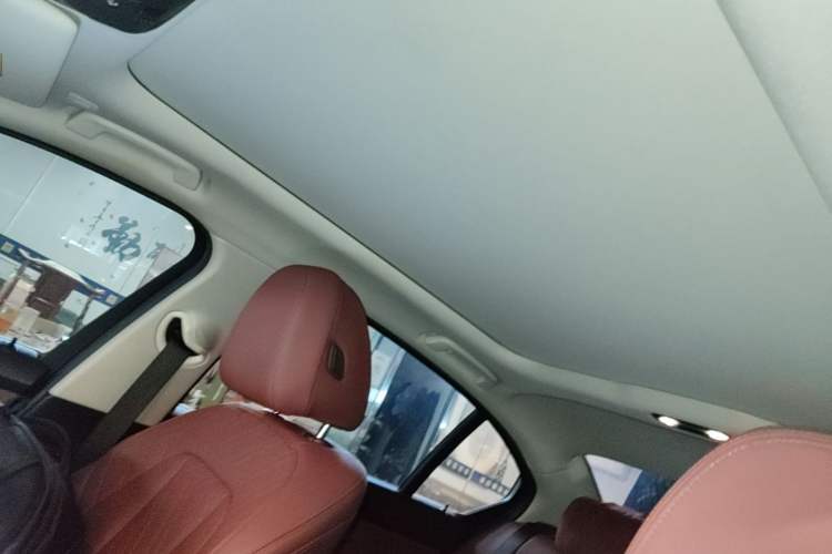 Used BMW i3 2024 eDrive 35 L Headliner