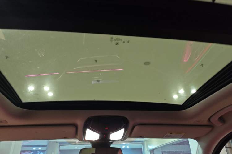 Used BMW i3 2024 eDrive 40 L Midnight Sports Package Headliner
