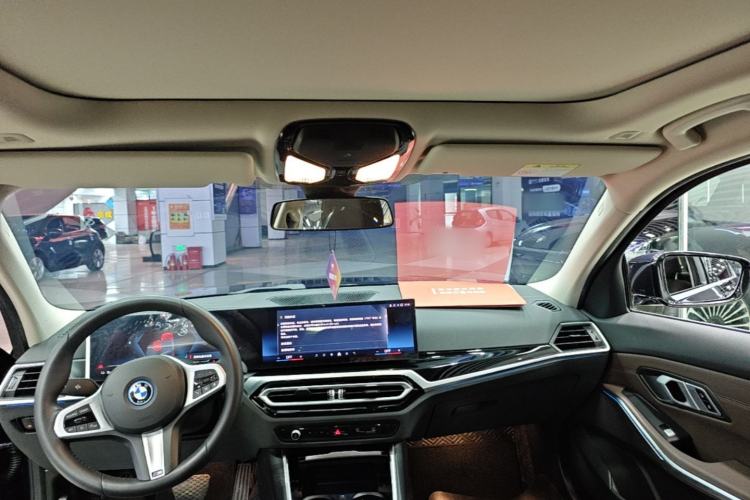 Used BMW i3 2024 eDrive 35 L Headliner