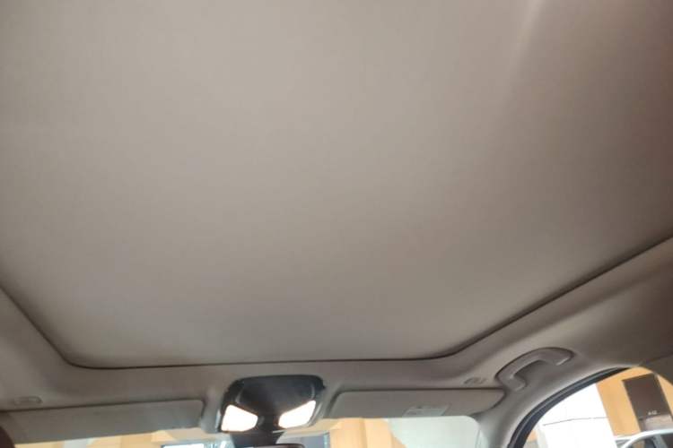 Used BMW i3 2024 eDrive 35 L Headliner