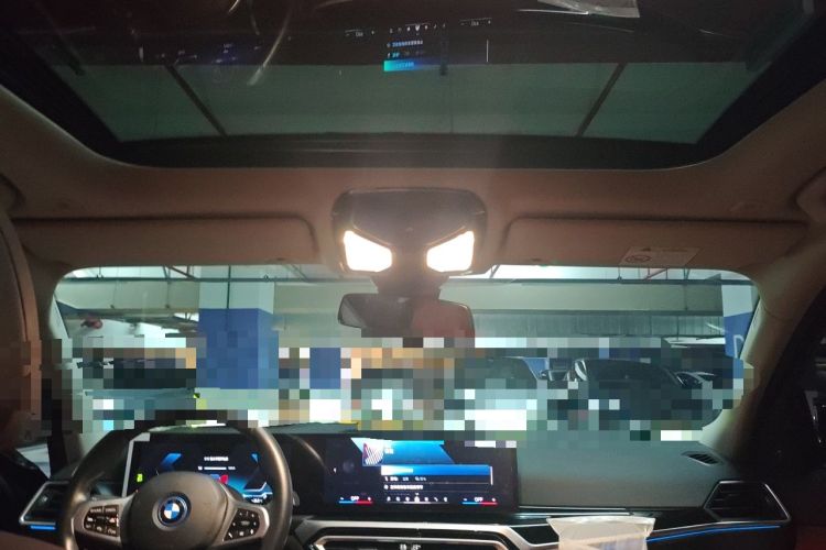 Used BMW i3 2024 eDrive 40 L Midnight Sports Package Headliner