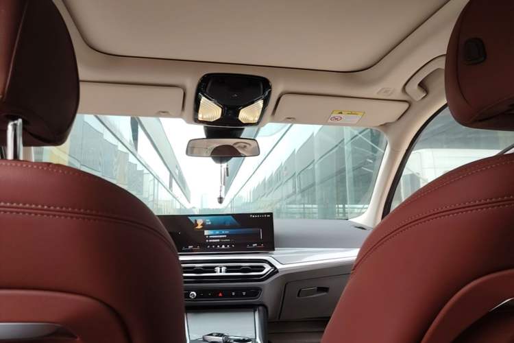 Used BMW i3 2024 eDrive 35 L Headliner