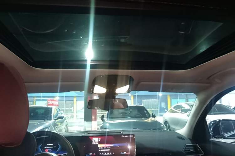 Used BMW i3 2024 eDrive 35 L Headliner