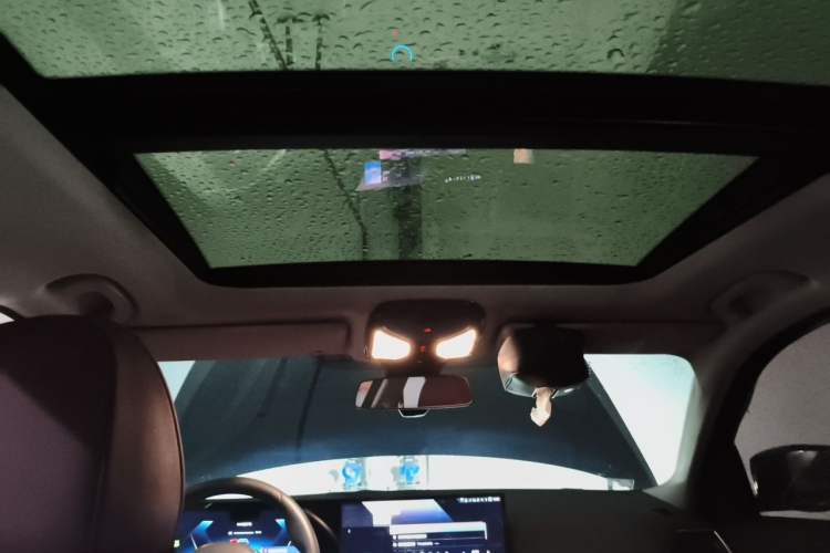 Used BMW i3 2024 eDrive 40 L Midnight Edition Headliner
