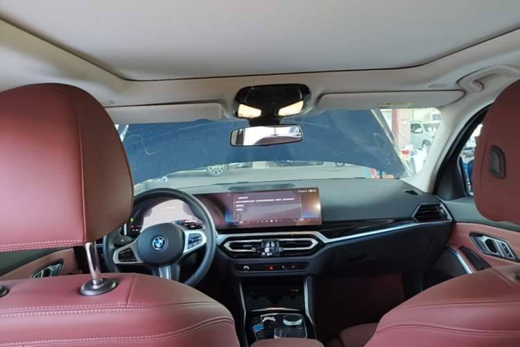 Used BMW i3 2024 eDrive 35 L Headliner