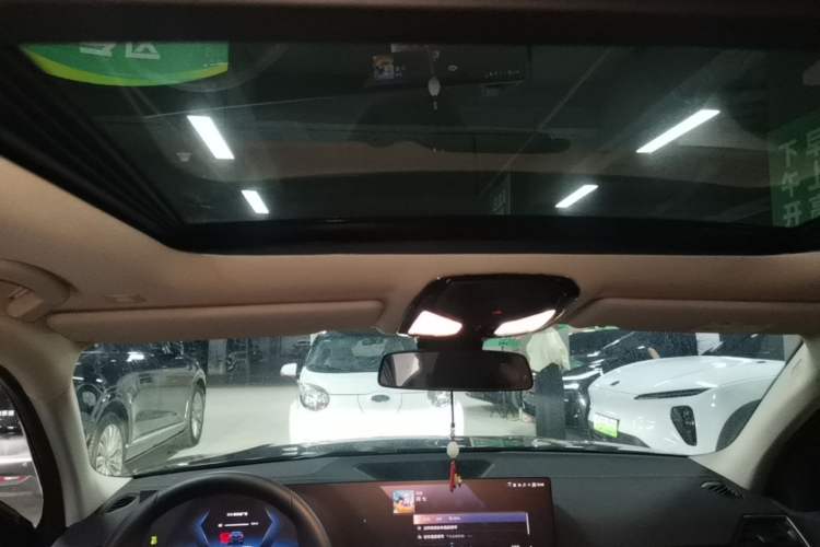Used BMW i3 2024 eDrive 35 L Headliner
