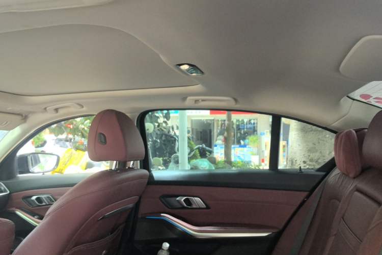 Used BMW i3 2024 eDrive 40 L Midnight Edition Headliner