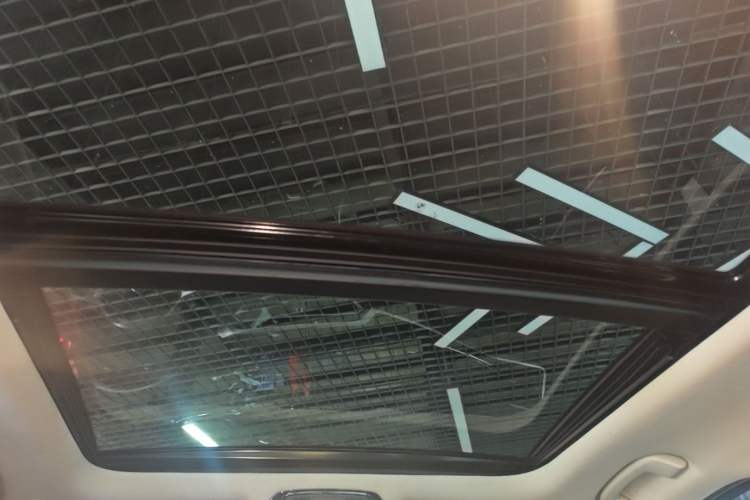 Used BMW i3 2024 eDrive 35 L Headliner