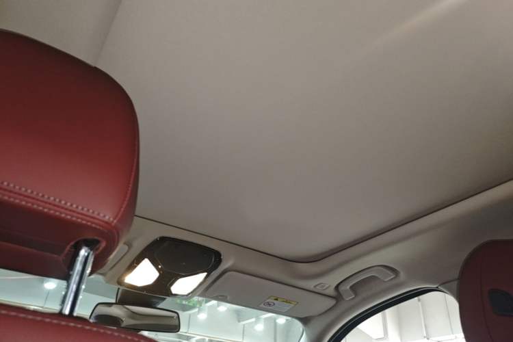 Used BMW i3 2024 eDrive 35 L Headliner