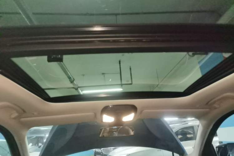 Used BMW i3 2024 eDrive 35 L Headliner