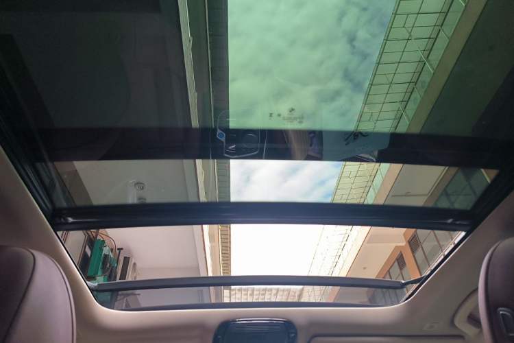 Used BMW i3 2024 eDrive 35 L Headliner