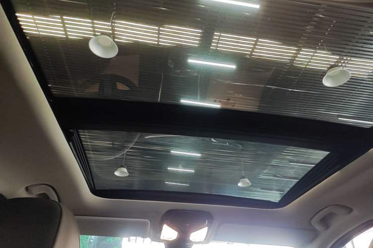Used BMW i3 2024 eDrive 35 L Headliner