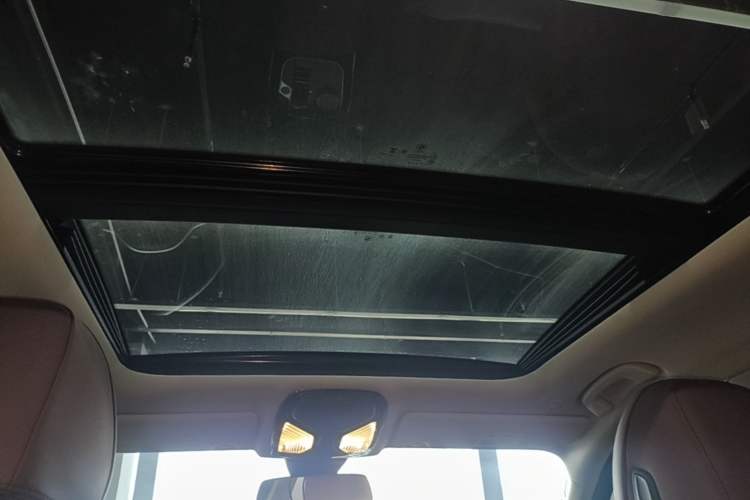 Used BMW i3 2024 eDrive 35 L Headliner