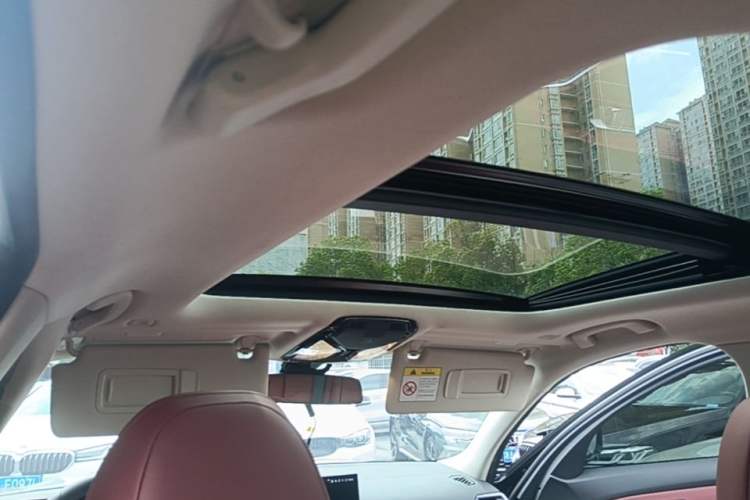 Used BMW i3 2024 eDrive 40 L Midnight Edition Headliner