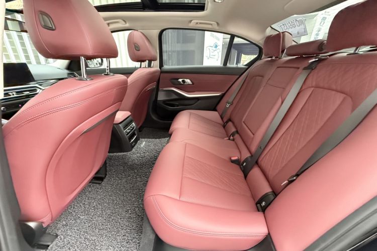 Used BMW i3 2024 eDrive 35 L Interior 1