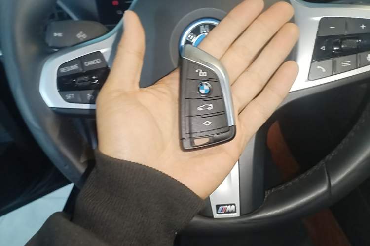 Used BMW i3 2024 eDrive 35 L Interior 1