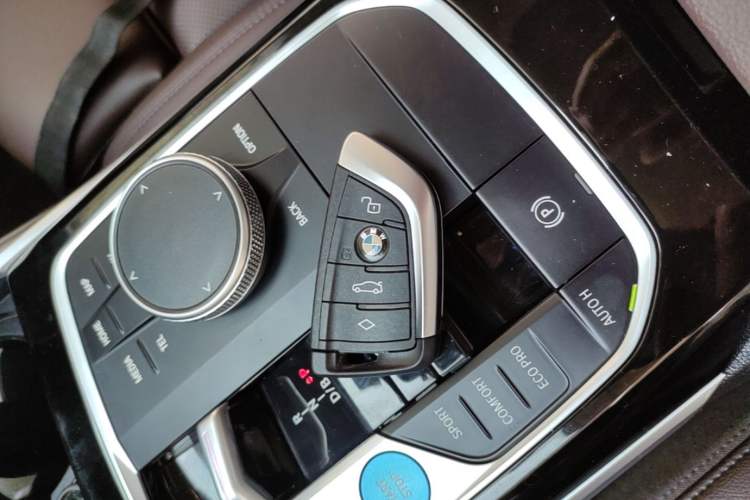 Used BMW i3 2024 eDrive 35 L Interior 1