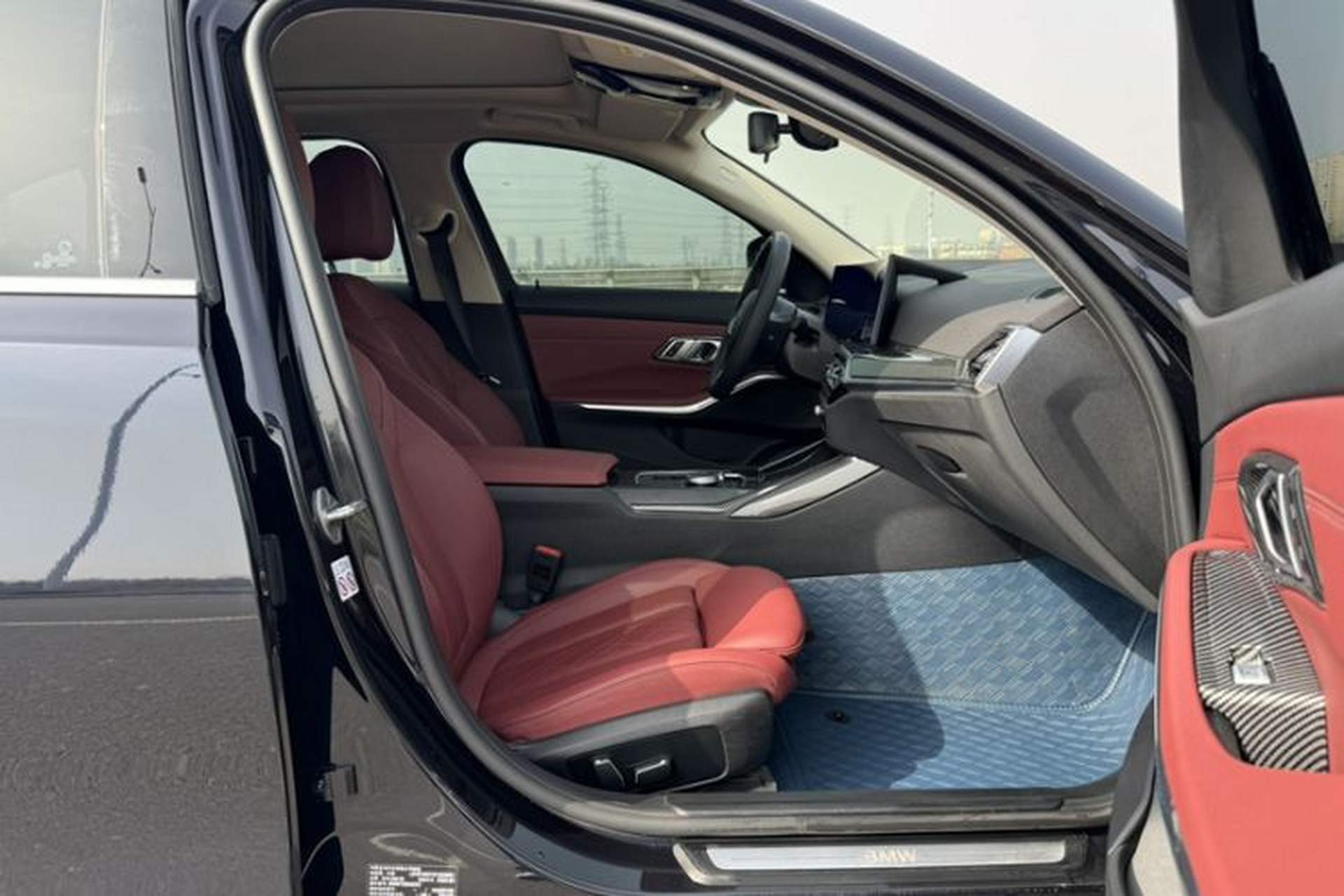 Used BMW i3 2024 eDrive 35 L Interior 1