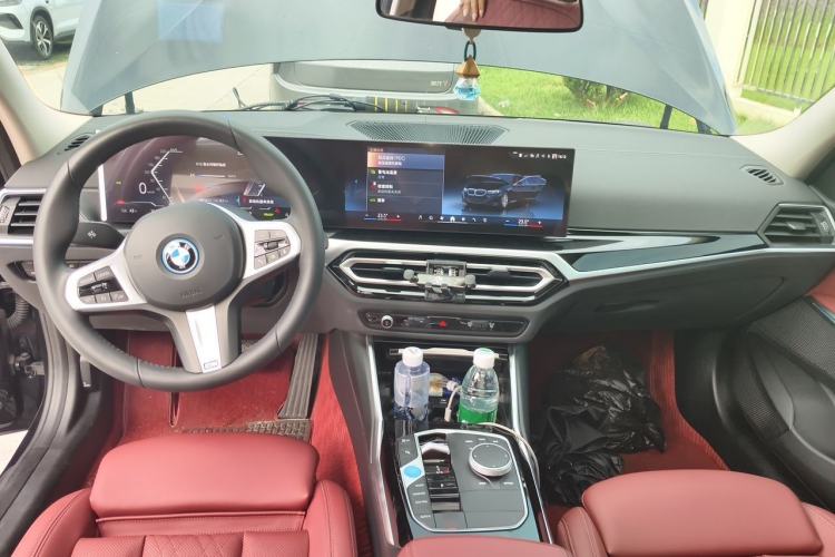 Used BMW i3 2024 eDrive 35 L Interior 2