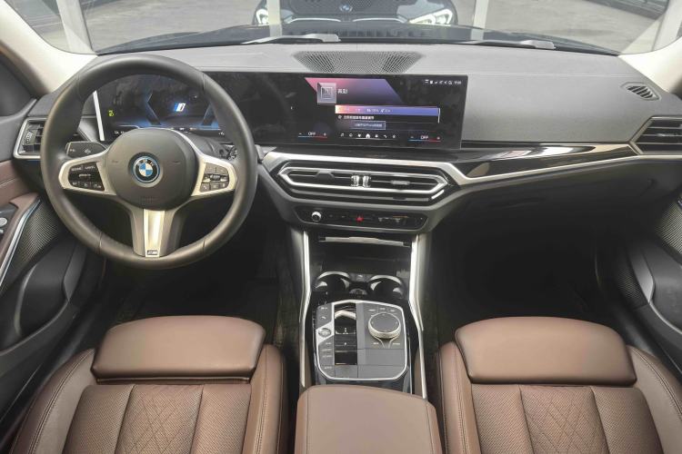 Used BMW i3 2024 eDrive 35 L Interior 2