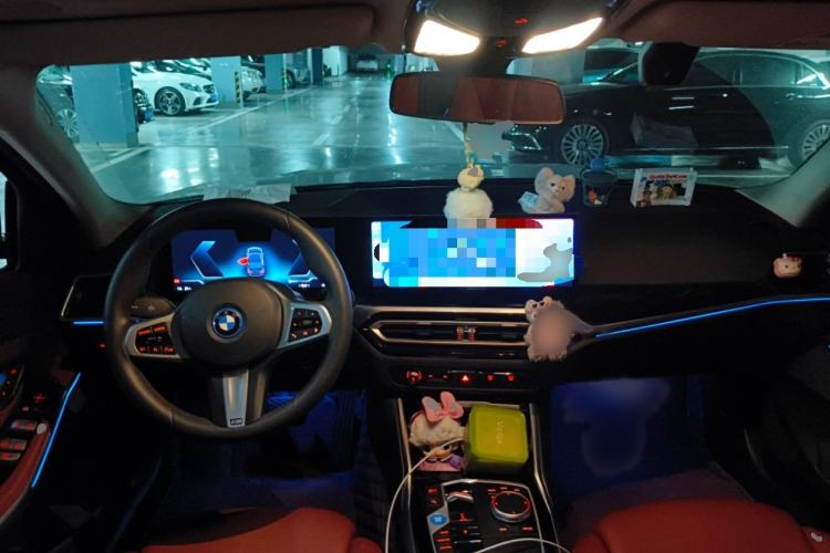 Used BMW i3 2024 eDrive 35 L Interior 2