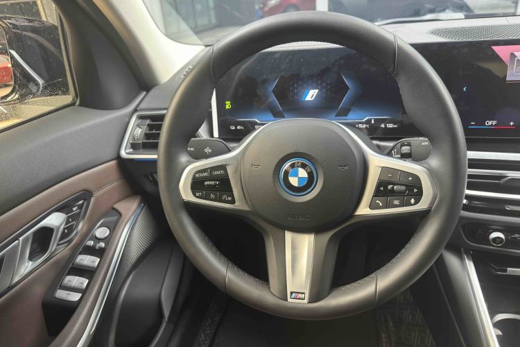 Used BMW i3 2024 eDrive 35 L Interior 3