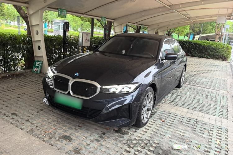 BMW i3 2024 eDrive 35 L