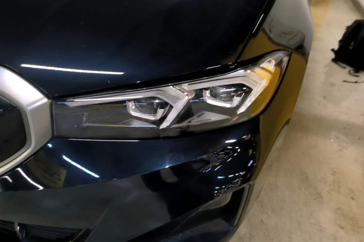 Used BMW i3 2024 eDrive 35 L Left Front Headlight