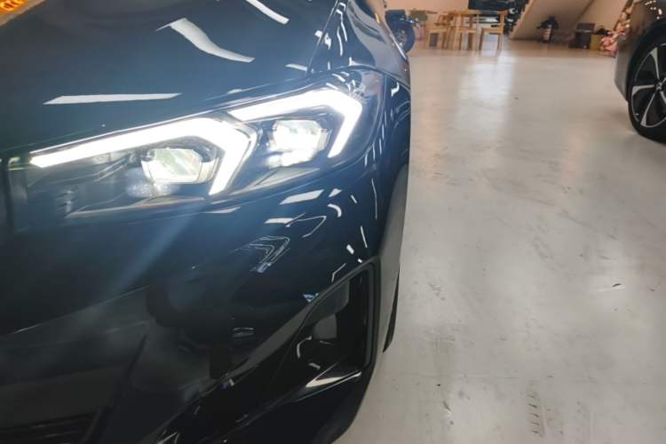 Used BMW i3 2024 eDrive 40 L Midnight Edition Left Front Headlight
