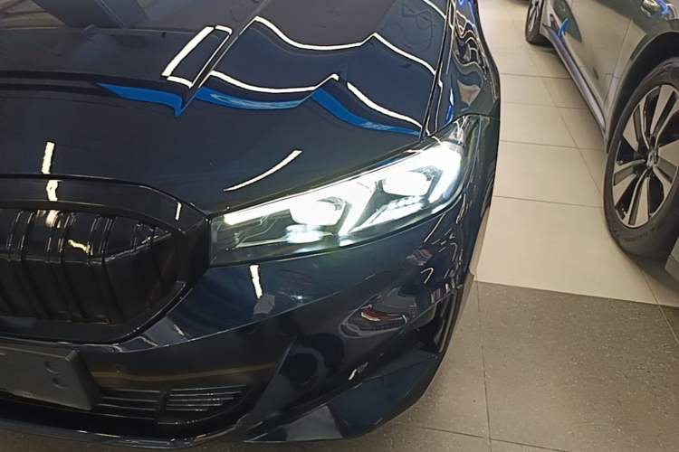 Used BMW i3 2024 eDrive 35 L Left Front Headlight