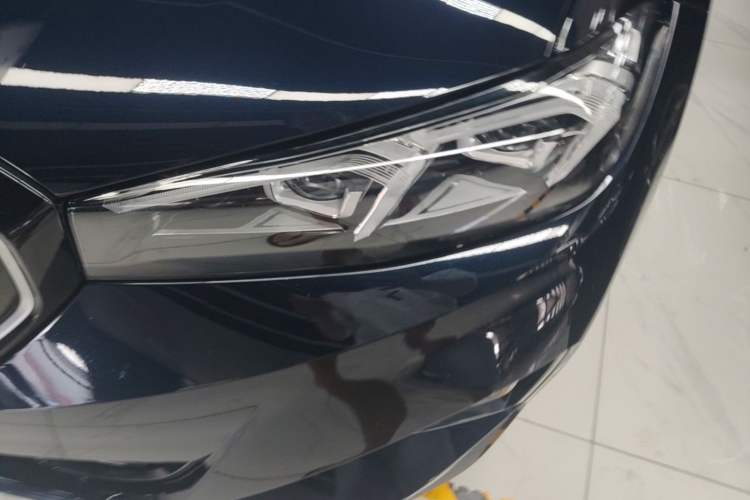 Used BMW i3 2024 eDrive 40 L Midnight Edition Left Front Headlight