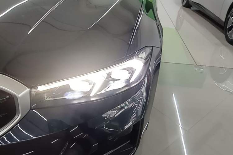 Used BMW i3 2024 eDrive 35 L Left Front Headlight