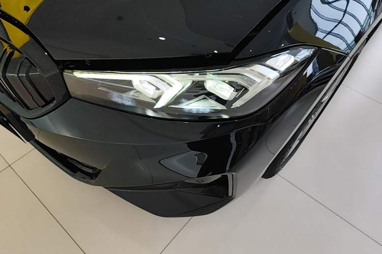 Used BMW i3 2024 eDrive 35 L Left Front Headlight