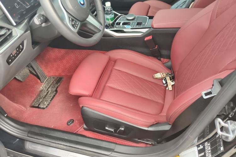 Used BMW i3 2024 eDrive 35 L Left Front Seat