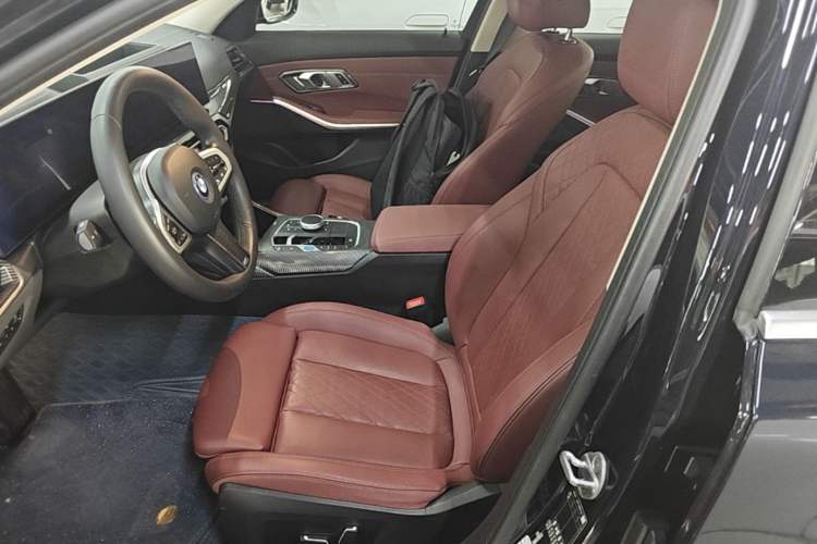 Used BMW i3 2024 eDrive 35 L Left Front Seat