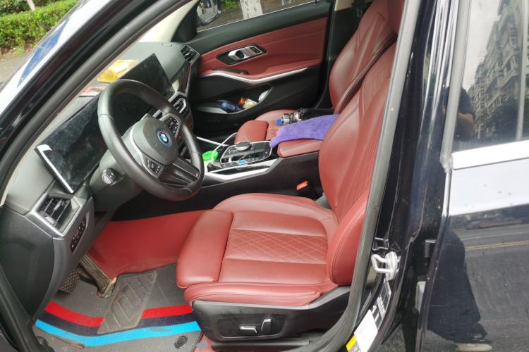 Used BMW i3 2024 eDrive 35 L Left Front Seat