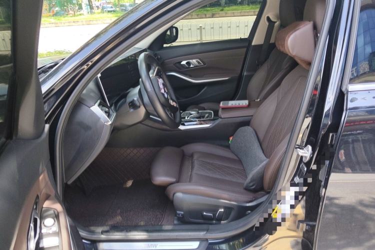 Used BMW i3 2024 eDrive 35 L Left Front Seat