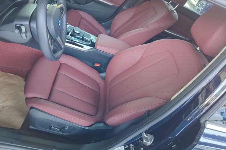 Used BMW i3 2024 eDrive 35 L Left Front Seat